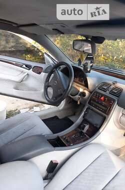 Купе Mercedes-Benz CLK-Class 2001 в 