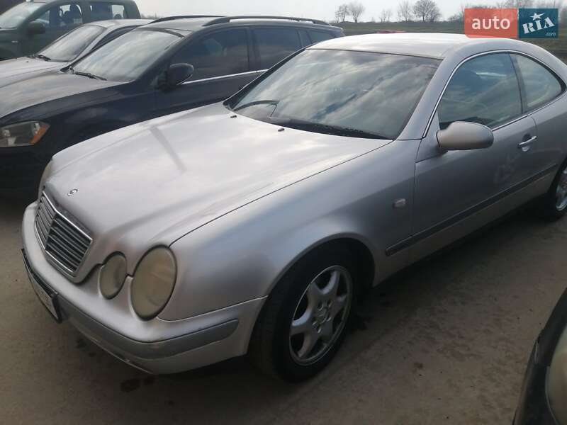 Купе Mercedes-Benz CLK-Class 1999 в 