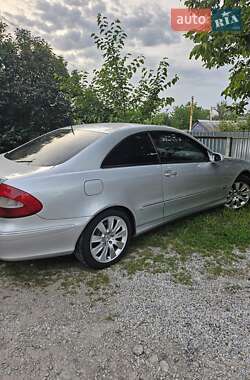 Купе Mercedes-Benz CLK-Class 2003 в 
