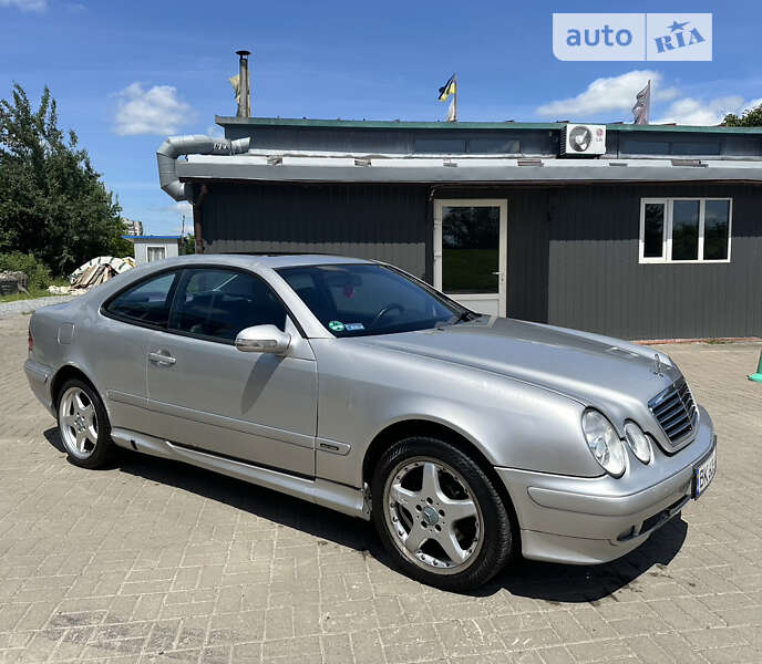 Купе Mercedes-Benz CLK-Class 2001 в Львове