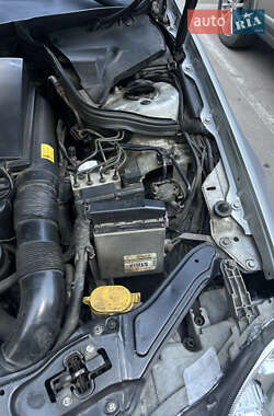 Купе Mercedes-Benz CLK-Class 2002 в 