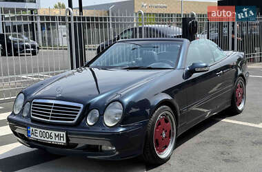 Кабриолет Mercedes-Benz CLK-Class 2000 в 