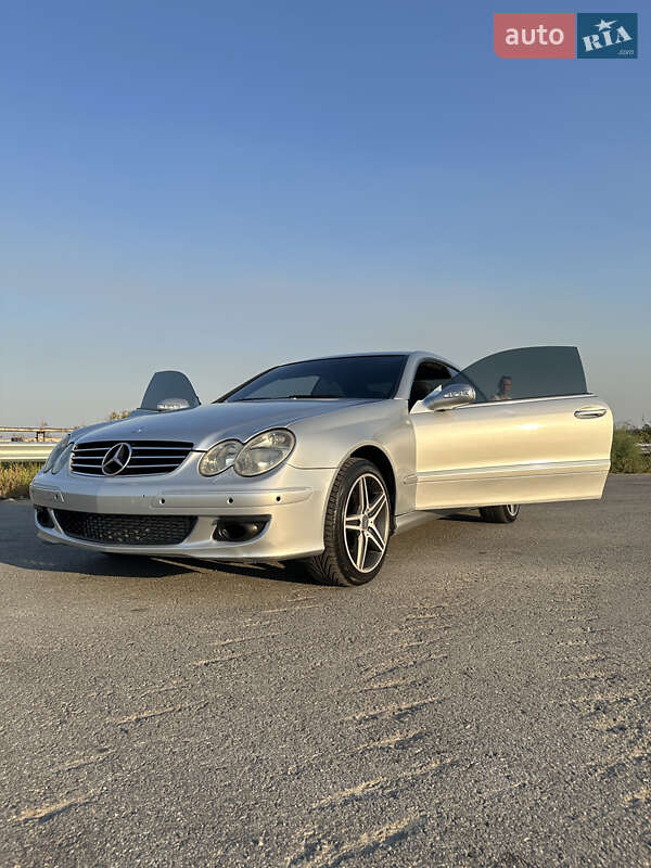 Купе Mercedes-Benz CLK-Class 2004 в Изюме