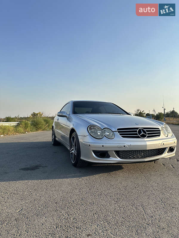 Купе Mercedes-Benz CLK-Class 2004 в Изюме