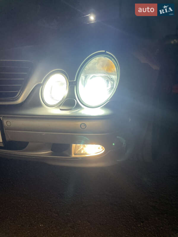Купе Mercedes-Benz CLK-Class 1999 в Києві