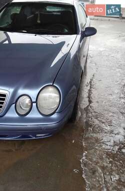 Купе Mercedes-Benz CLK-Class 1997 в Сторожинце