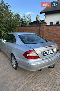Купе Mercedes-Benz CLK-Class 2005 в 