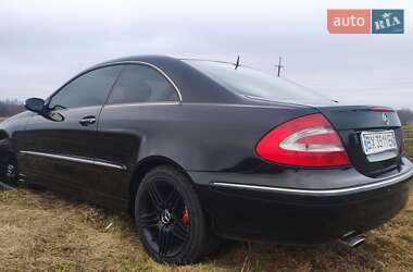 Купе Mercedes-Benz CLK-Class 2004 в 