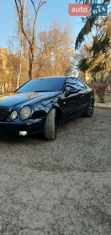 Купе Mercedes-Benz CLK-Class 1997 в Черновцах