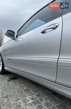 Купе Mercedes-Benz CLK-Class 2002 в 