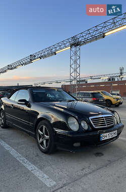 Кабриолет Mercedes-Benz CLK-Class 2002 в 