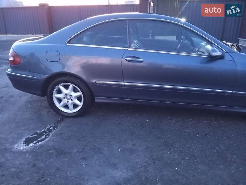 Купе Mercedes-Benz CLK-Class 2003 в Полонному