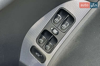 Купе Mercedes-Benz CLK-Class 2004 в 
