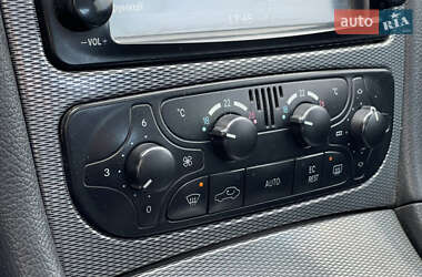 Купе Mercedes-Benz CLK-Class 2004 в 