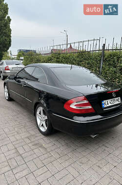 Купе Mercedes-Benz CLK-Class 2003 в 