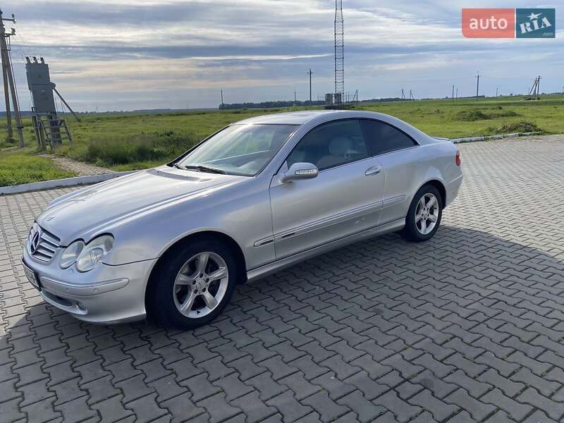 Купе Mercedes-Benz CLK-Class 2002 в 