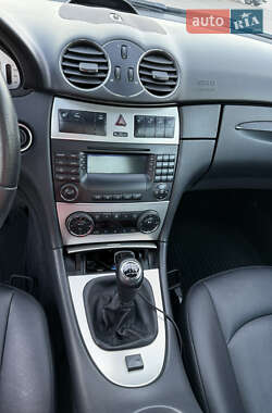 Купе Mercedes-Benz CLK-Class 2007 в 