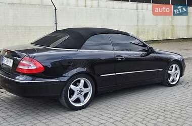 Кабриолет Mercedes-Benz CLK-Class 2003 в 