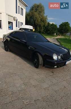 Купе Mercedes-Benz CLK-Class 1997 в 
