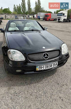 Кабриолет Mercedes-Benz CLK-Class 2001 в 