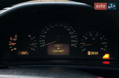 Купе Mercedes-Benz CLK-Class 2001 в 