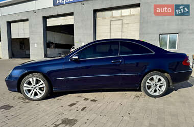 Купе Mercedes-Benz CLK-Class 2002 в 