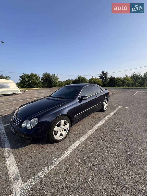 Купе Mercedes-Benz CLK-Class 2003 в Черновцах