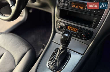 Купе Mercedes-Benz CLK-Class 2004 в 