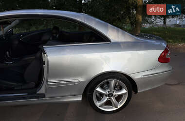 Купе Mercedes-Benz CLK-Class 2004 в 