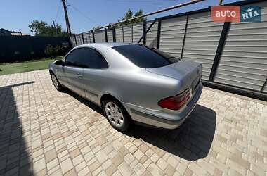Купе Mercedes-Benz CLK-Class 1998 в 