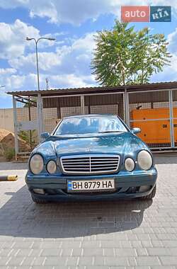 Купе Mercedes-Benz CLK-Class 1997 в 