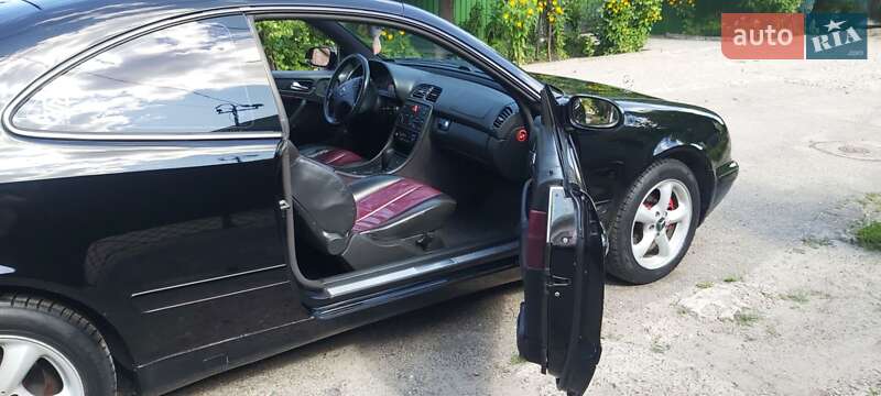 Купе Mercedes-Benz CLK-Class 2001 в Запорожье