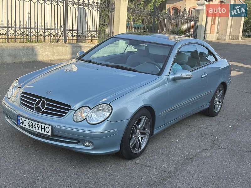 Купе Mercedes-Benz CLK-Class 2003 в 