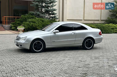 Купе Mercedes-Benz CLK-Class 2003 в 