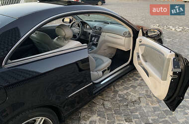 Купе Mercedes-Benz CLK-Class 2003 в 