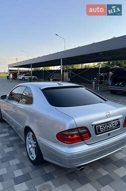 Купе Mercedes-Benz CLK-Class 2000 в 