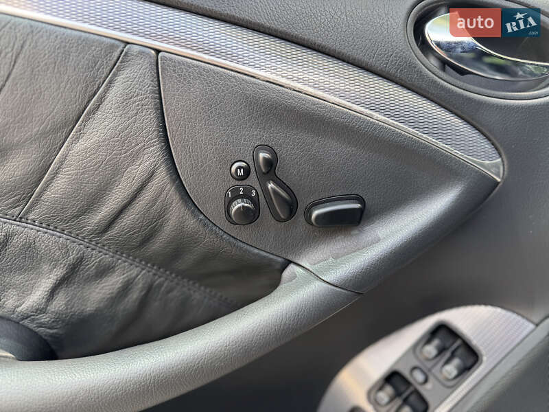 Купе Mercedes-Benz CLK-Class 2002 в Києві