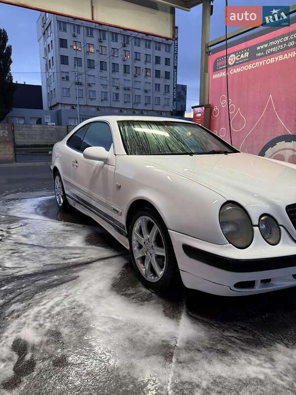 Купе Mercedes-Benz CLK-Class 1997 в Киеве