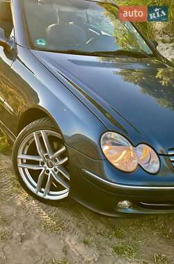 Купе Mercedes-Benz CLK-Class 2004 в 
