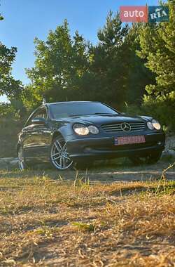 Купе Mercedes-Benz CLK-Class 2004 в 