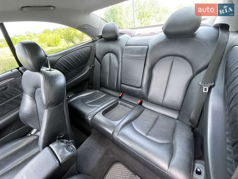 Купе Mercedes-Benz CLK-Class 2004 в Ровно