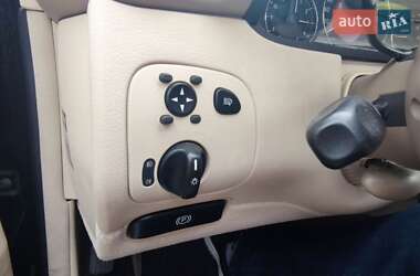 Купе Mercedes-Benz CLK-Class 2006 в 