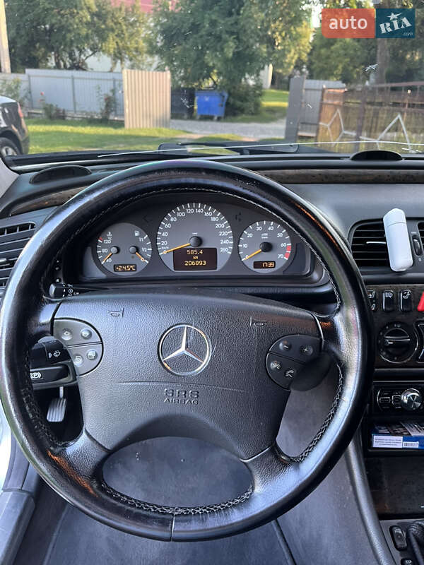 Купе Mercedes-Benz CLK-Class 2001 в Кременце