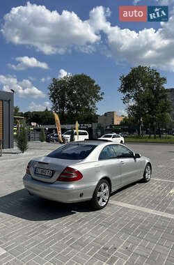 Купе Mercedes-Benz CLK-Class 2003 в 
