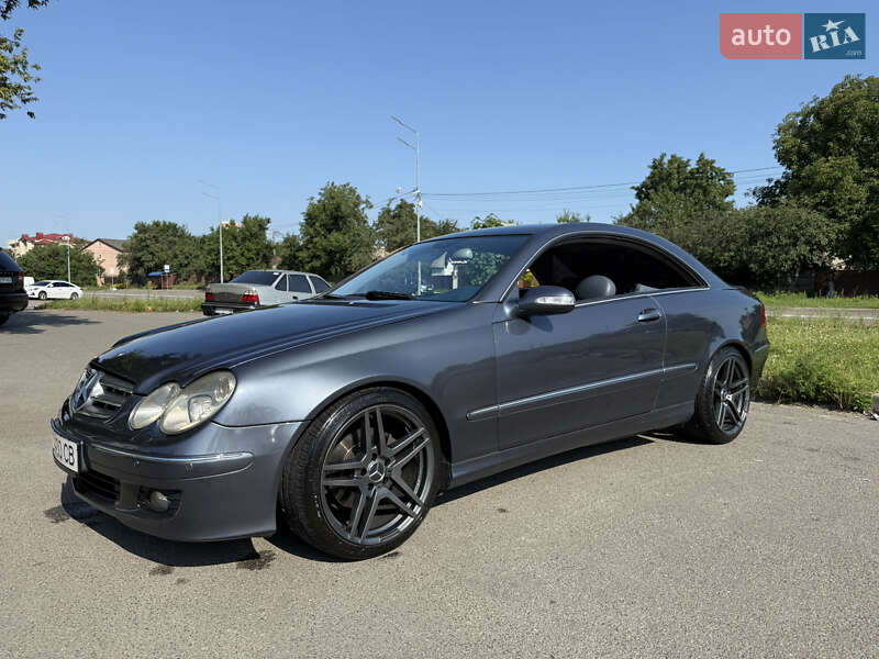 Купе Mercedes-Benz CLK-Class 2004 в Киеве
