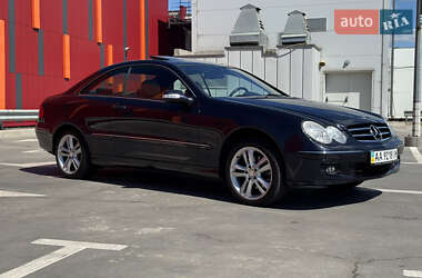 Купе Mercedes-Benz CLK-Class 2008 в 