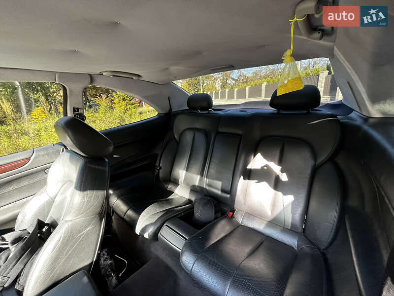 Купе Mercedes-Benz CLK-Class 1999 в Львове