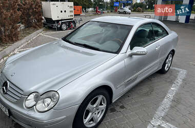 Купе Mercedes-Benz CLK-Class 2003 в 