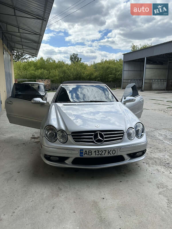 Кабриолет Mercedes-Benz CLK-Class 2005 в 