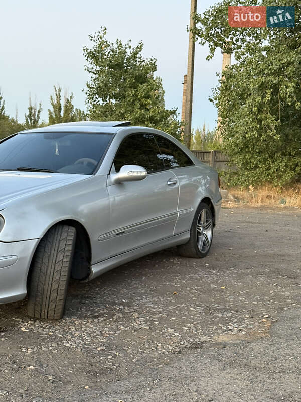 Купе Mercedes-Benz CLK-Class 2004 в Измаиле фото 5 Купе Mercedes-Benz CLK-Class 2004 в Измаиле